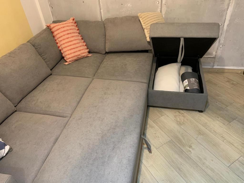 Alfiumea Lägenhet Tirano Exteriör bild